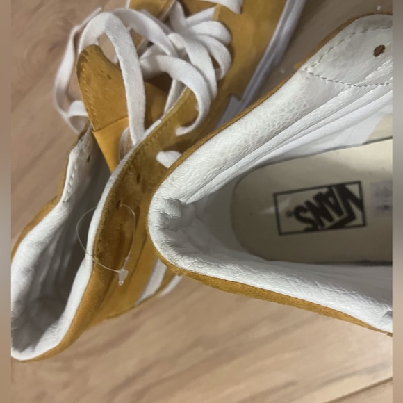 New VANS high top casual sneakers 9.5 Yellow & White mens 8 - Picture 4 of 5